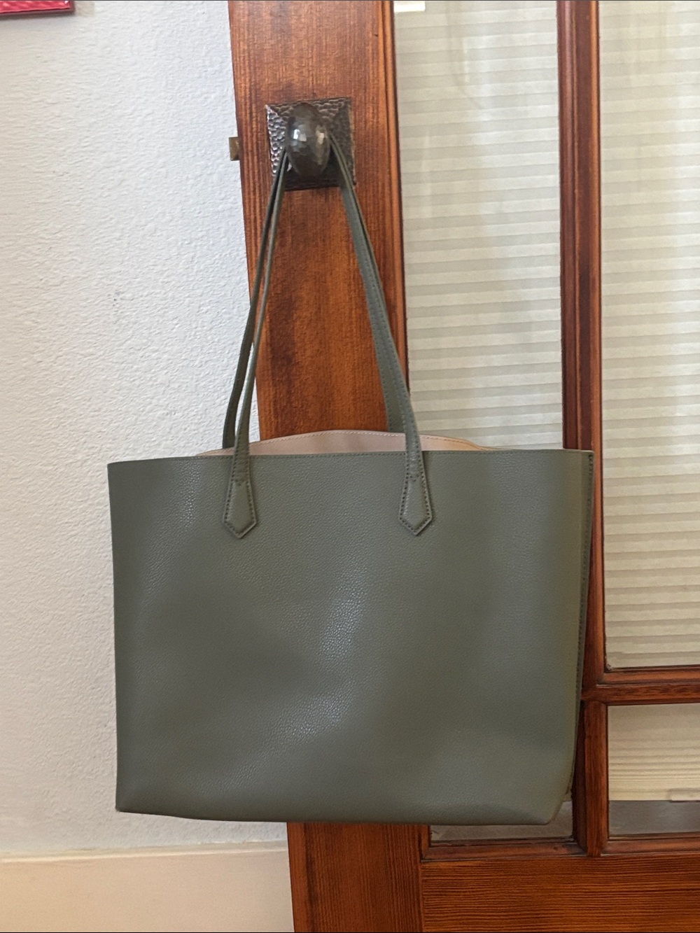 Quince Adeline Leather Women's Olive Green Shopper Tote - Classic Everyday Carry - Picture 13 of 14